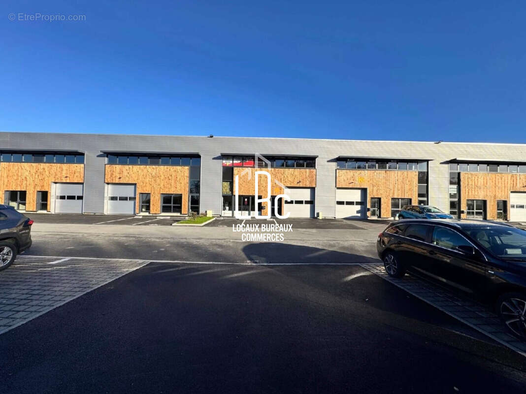 Commerce à BASSE-GOULAINE