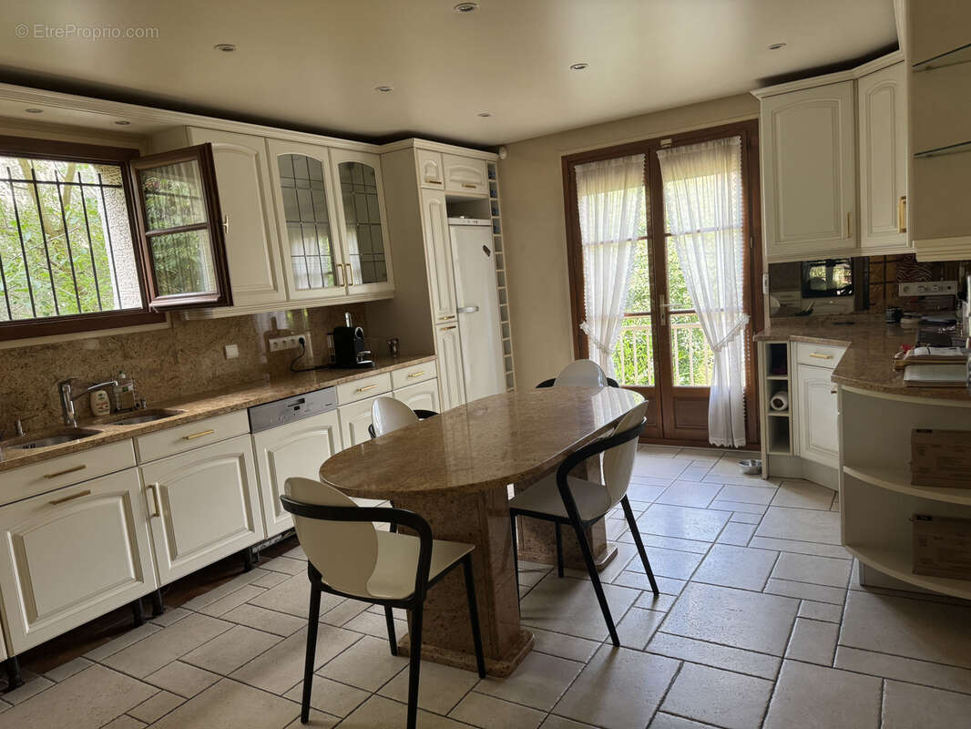 Maison à AULNAY-SOUS-BOIS