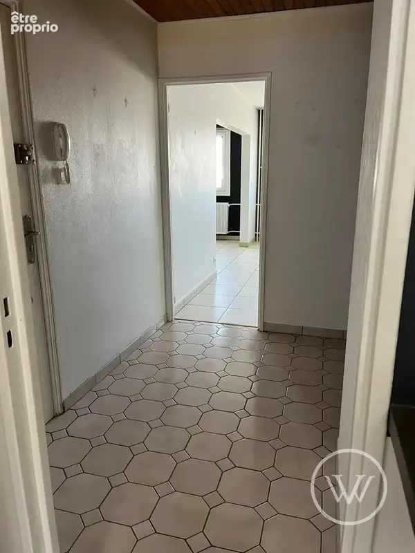 Entrée depuis la cuisine