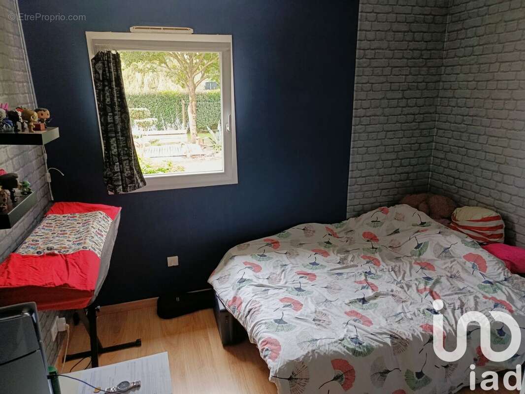 Photo 9 - Maison à SAINT-ETIENNE-DU-BOIS