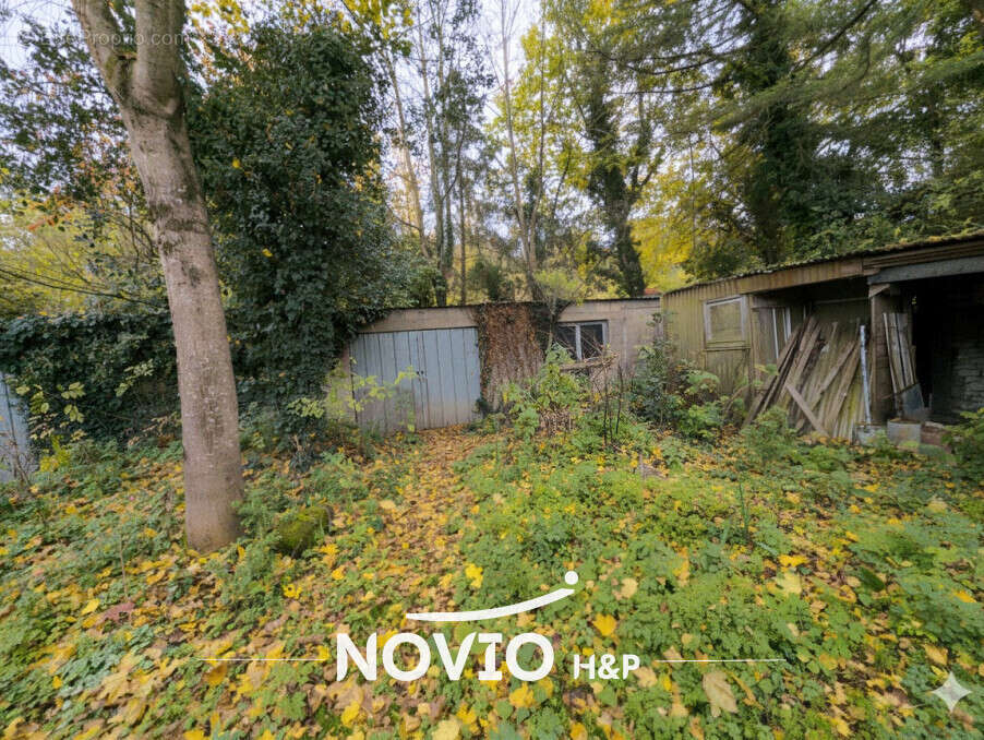 Maison à VENDEUVRE-DU-POITOU