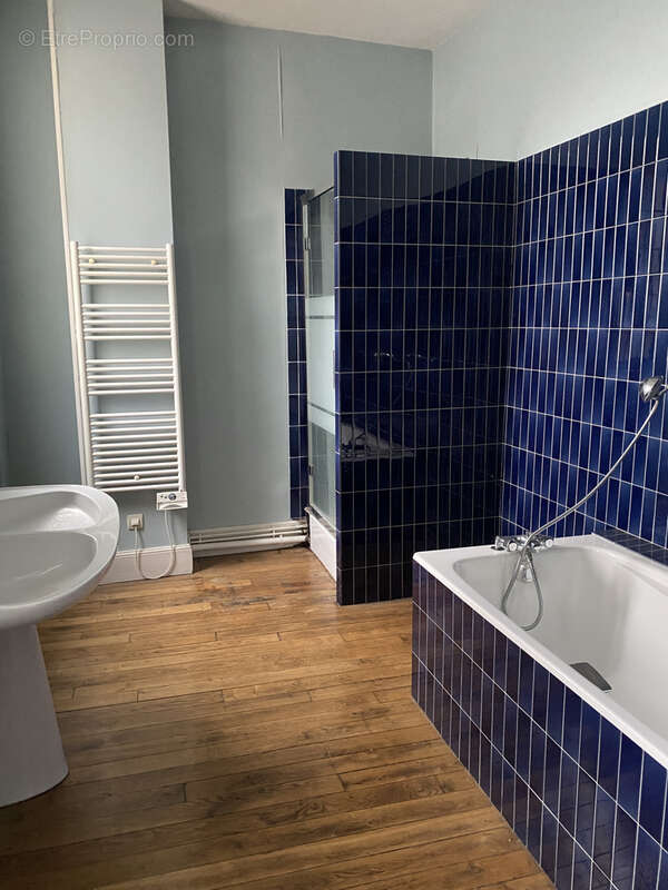 Appartement à FLEURY-LES-AUBRAIS