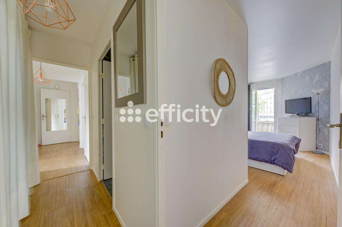 Appartement à ISSY-LES-MOULINEAUX