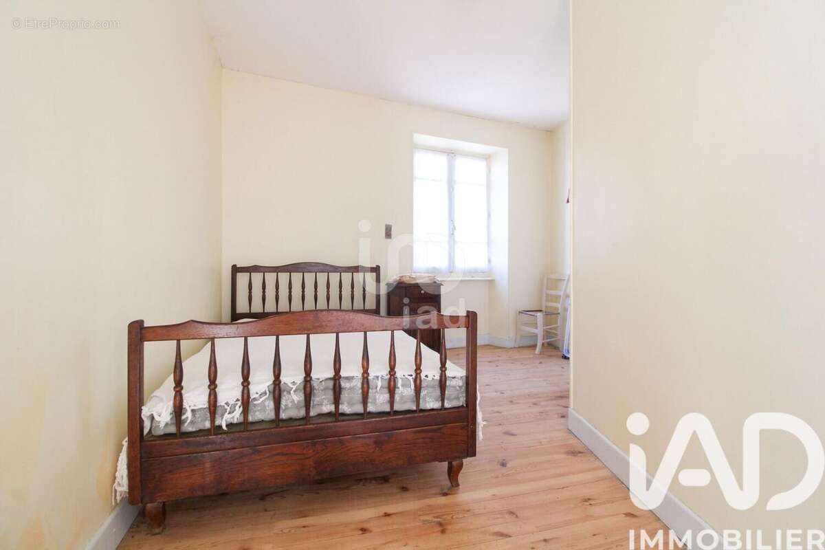 Photo 8 - Maison à BROQUIES