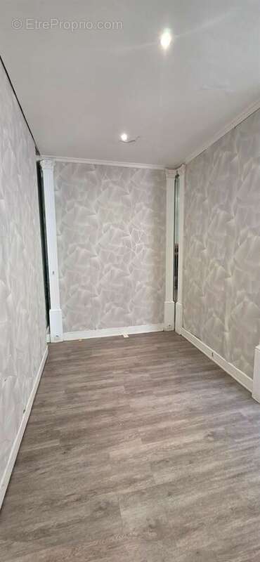 Appartement à PARIS-8E