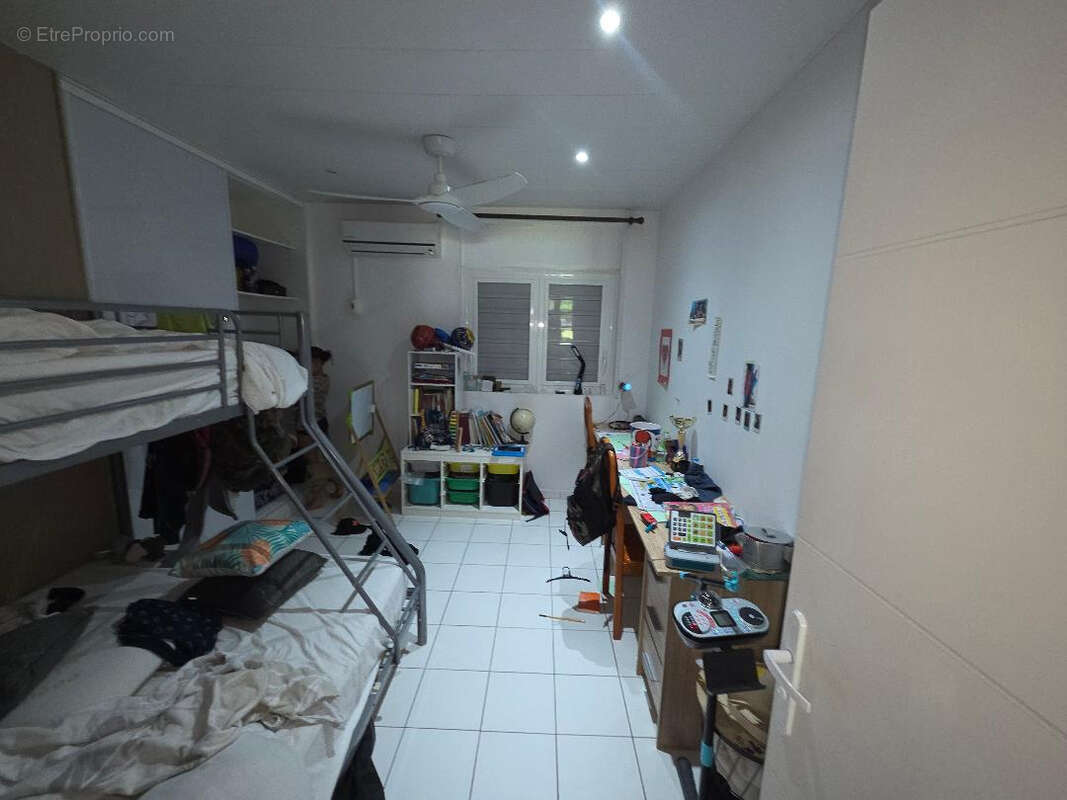 Maison à REMIRE-MONTJOLY