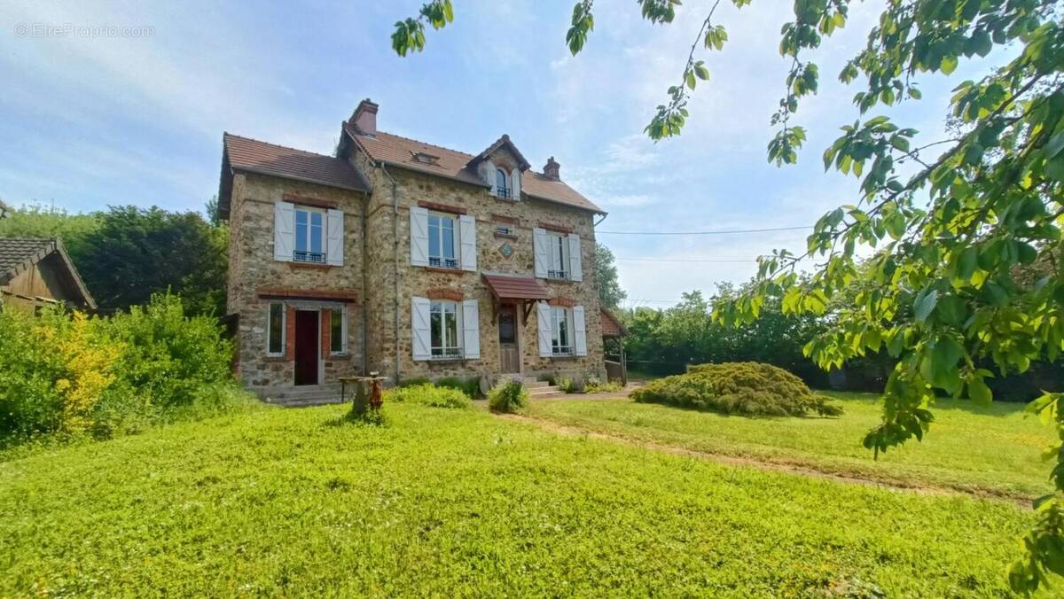 Photo 1 - Maison à LIZY-SUR-OURCQ