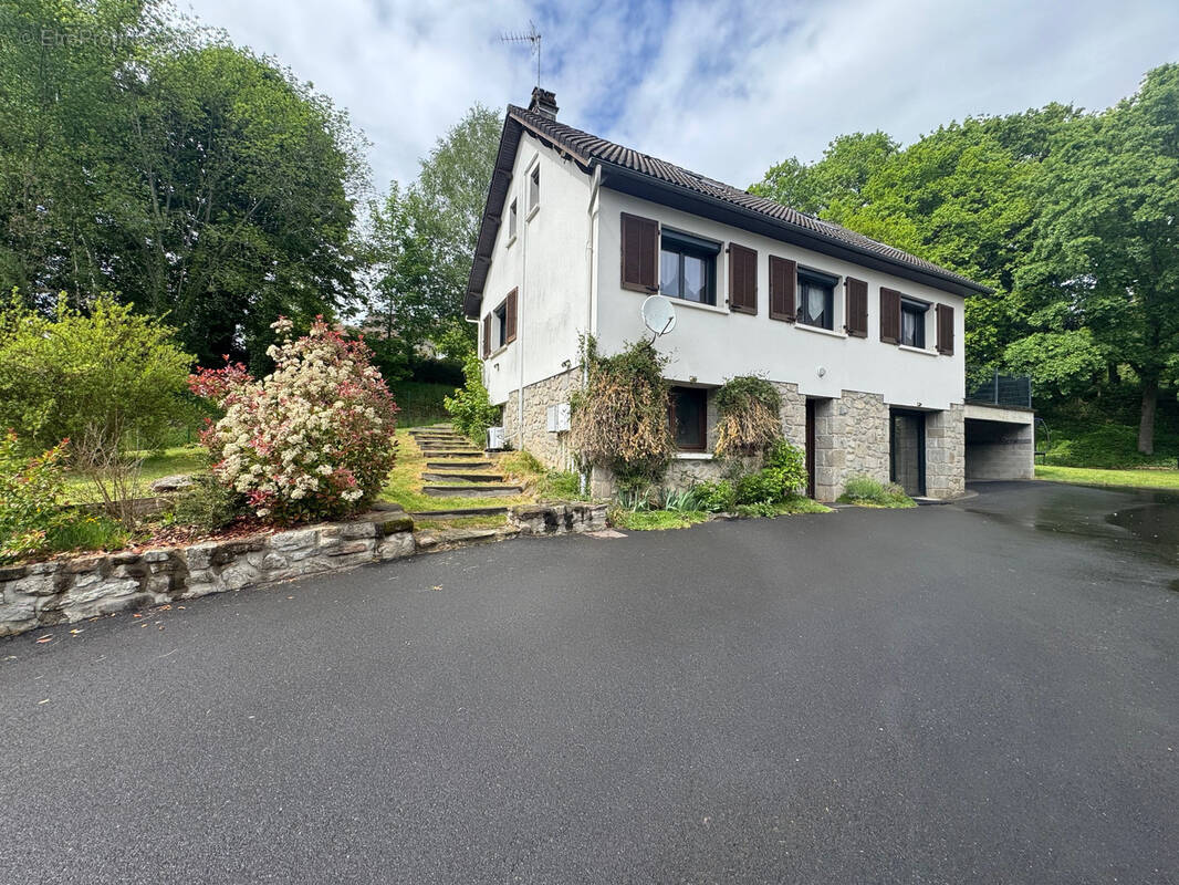 Maison à USSEL