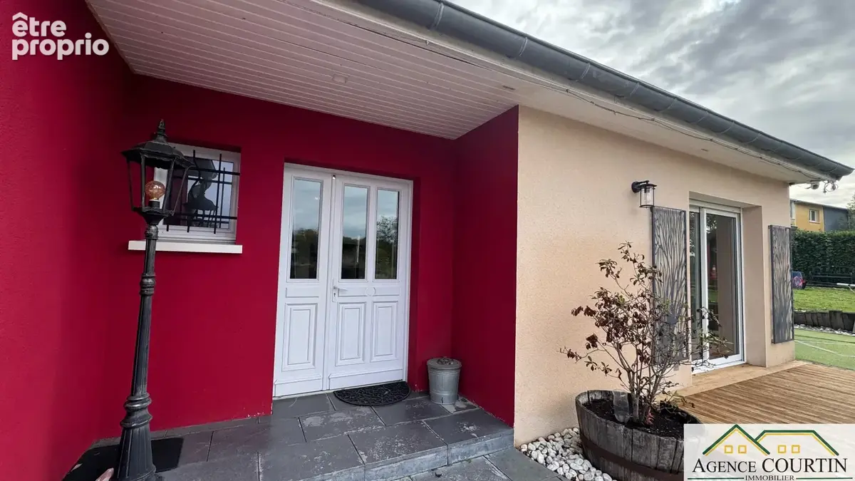 Maison familiale avec grande dépendance à Bersaillin (39)   Idéale pour un artisan ou un projet touristique - photo 1