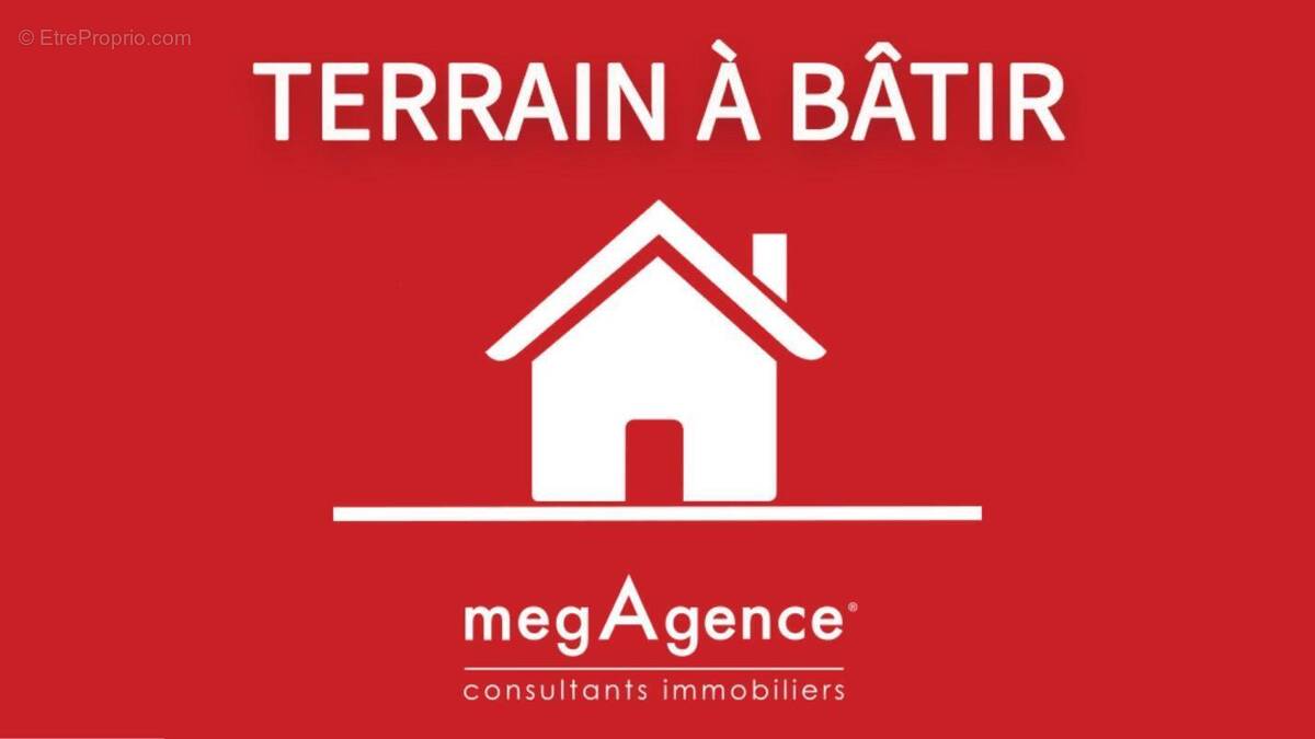 Terrain à CHEILLE