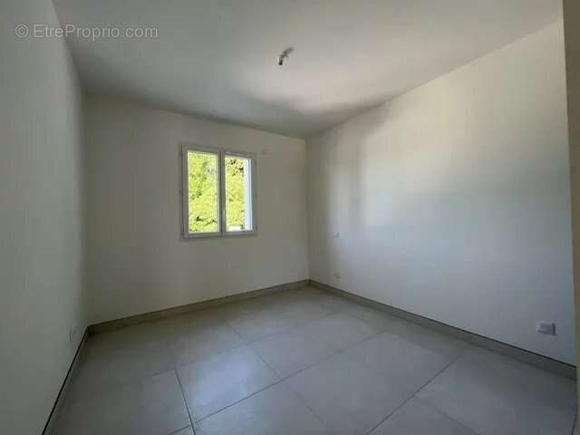 Maison à VAUX-SUR-MER