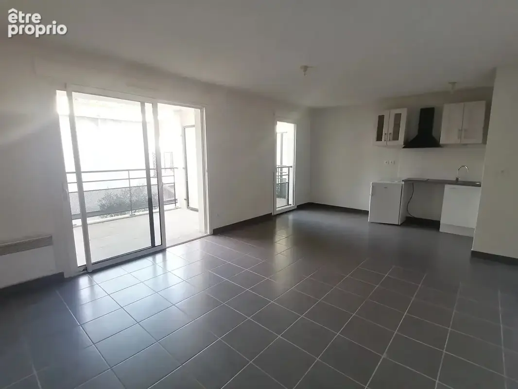 Appartement type 2 - quartier notre dame - photo 2
