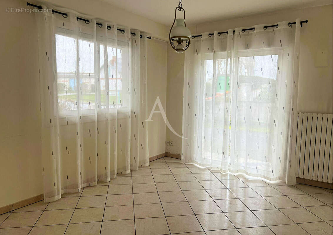 Maison à BEAUVOIR-SUR-MER