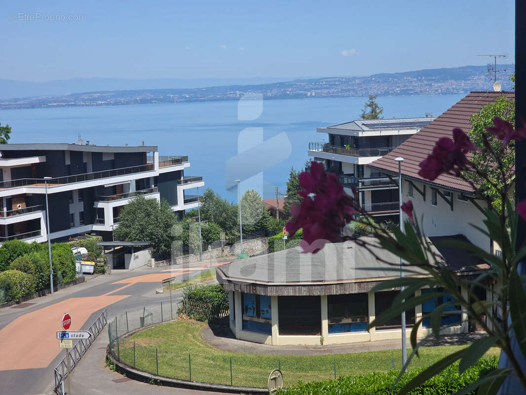 Appartement à EVIAN-LES-BAINS