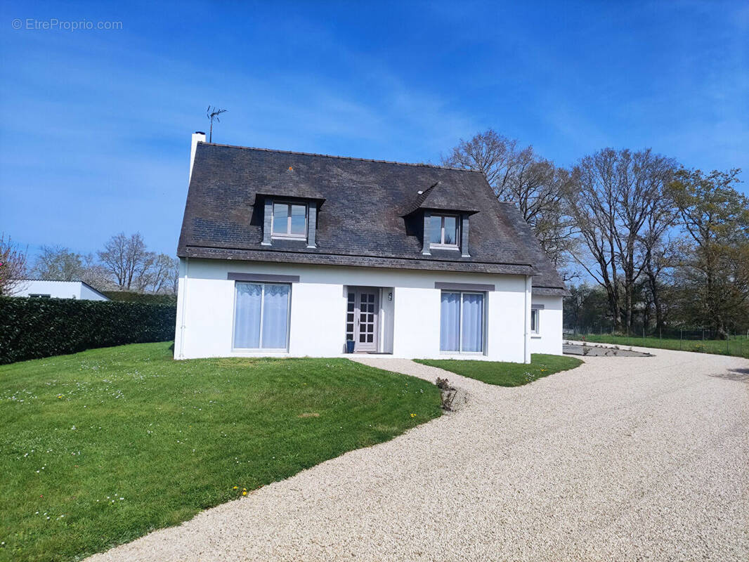 Maison à SAINTE-ANNE-SUR-BRIVET