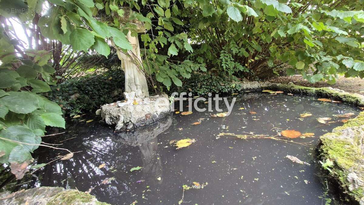Maison à CAUMONT-L&#039;EVENTE