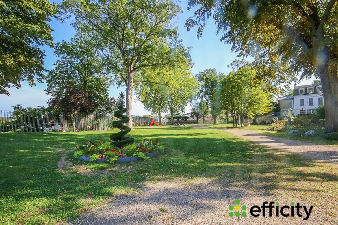 Appartement à MANTES-LA-JOLIE