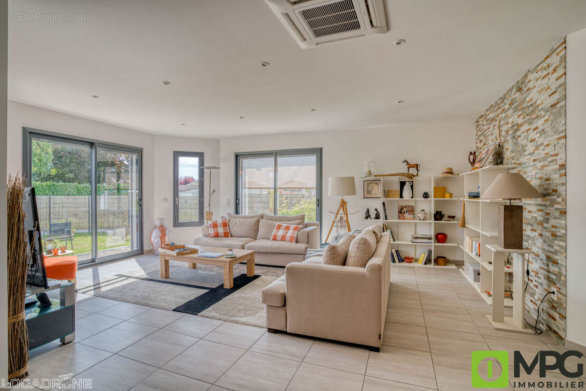 Maison à VILLENEUVE-SUR-LOT