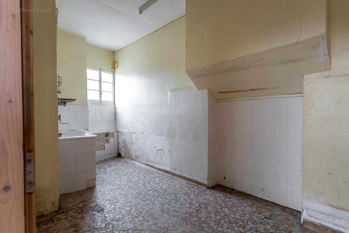 Commercial premises with accommodation - photo 16