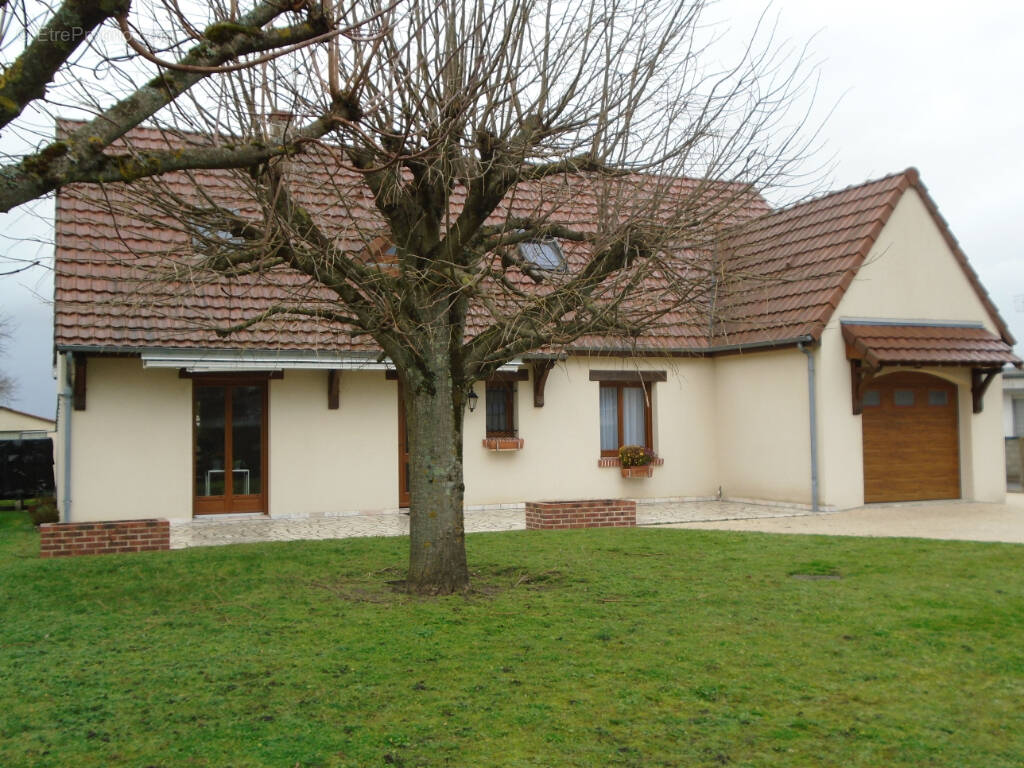 Maison à SELLES-SUR-CHER