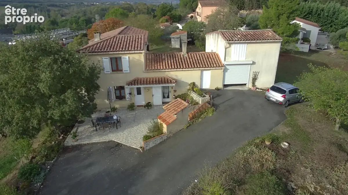 Limoux - Villa de 142m2 habitable avec garage et dépendances - photo 3