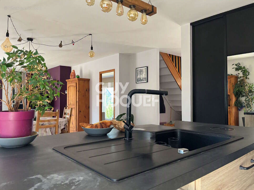 Villa contemporaine 6 pièces à vendre à Criquebeuf-sur-Seine - Réf. DD1920L - photo 7