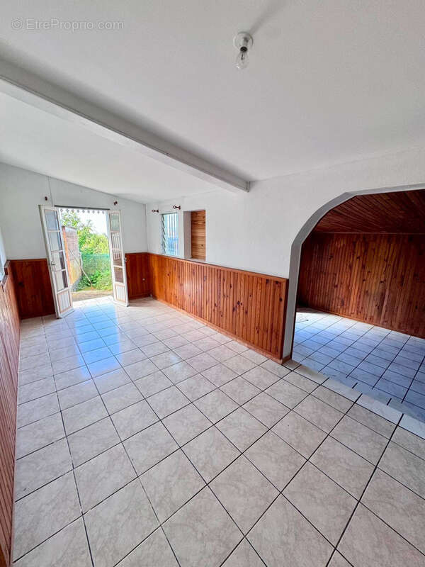 Villa f4 de 84m2 sur terrain de 324m2  sur pont d'yves - photo 3