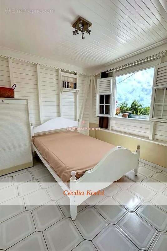 Maison à LE ROBERT