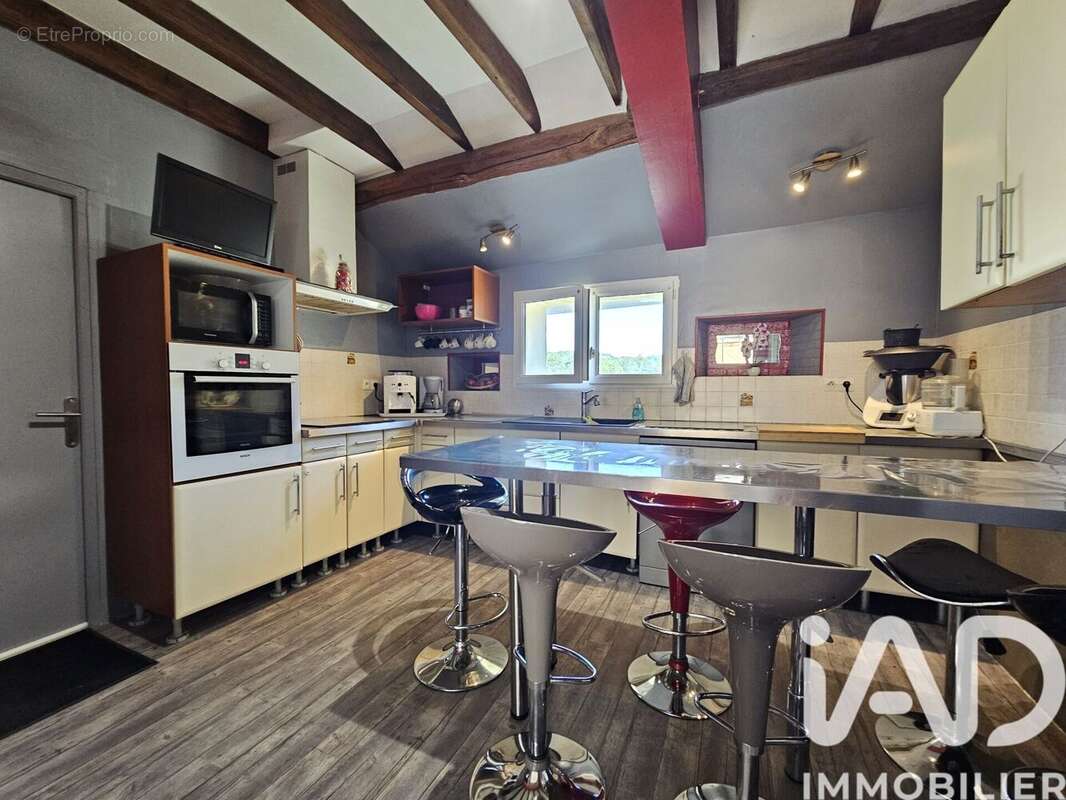 Maison 140 m² à Le Plessis-Dorin  - photo 4