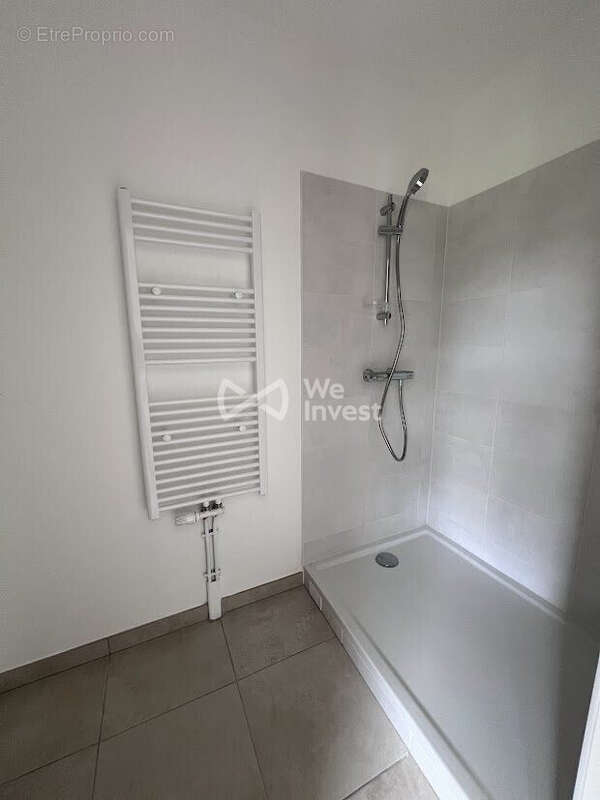Appartement à SAINTE-GENEVIEVE-DES-BOIS
