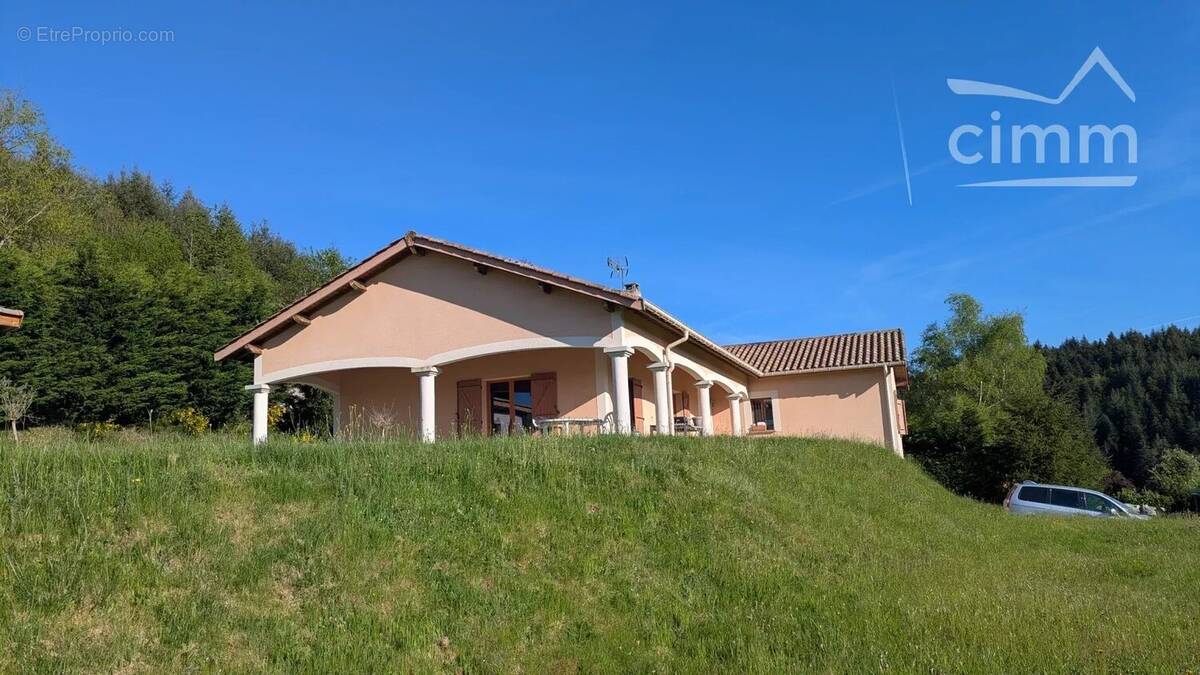 Maison à SAINT-NIZIER-D'AZERGUES