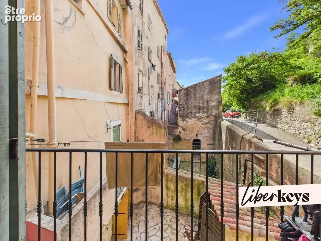 T3 Vendu Loué (65m²) avec Ascenseur et Bon DPE – Centre Draguignan - photo 9
