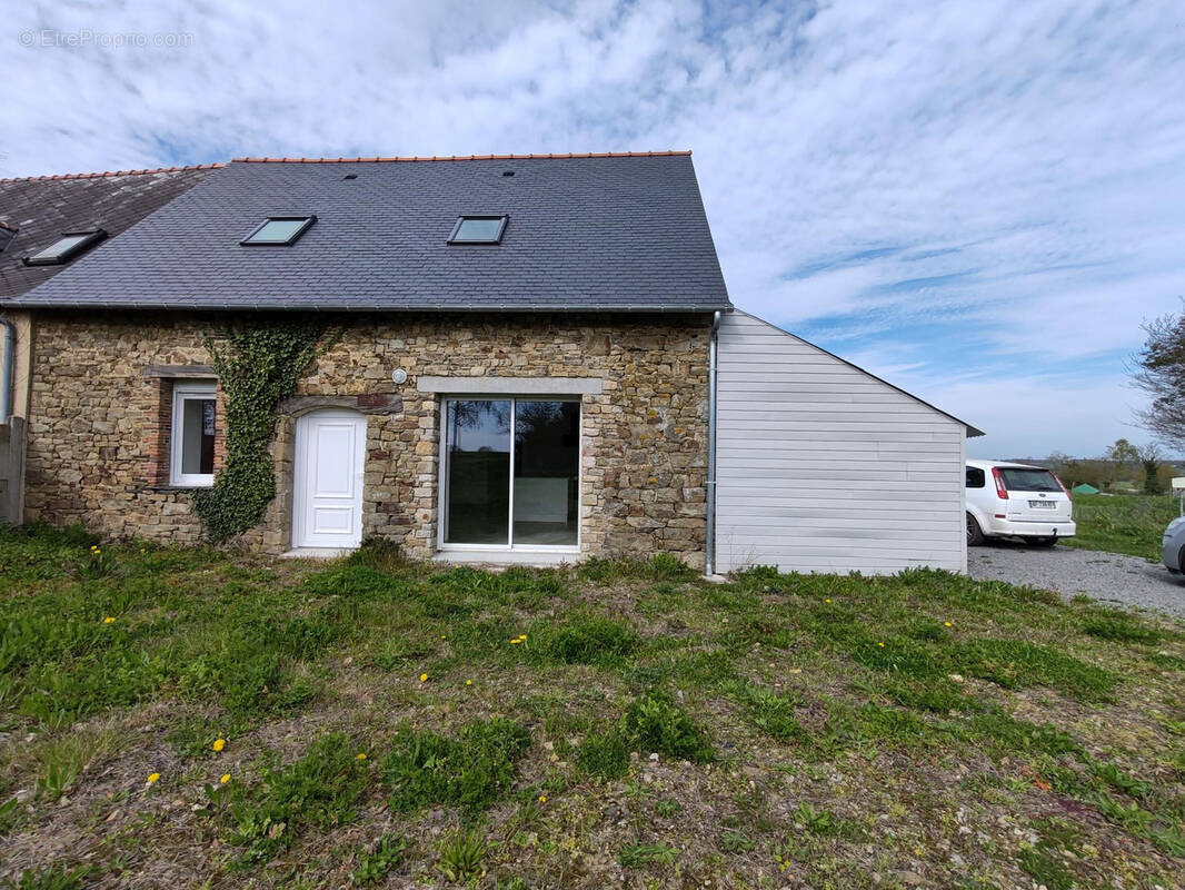 Maison à COESMES