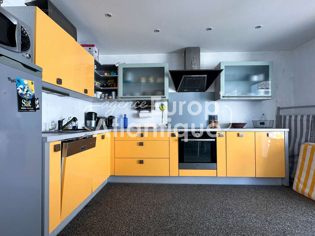 Maison à LES MATHES