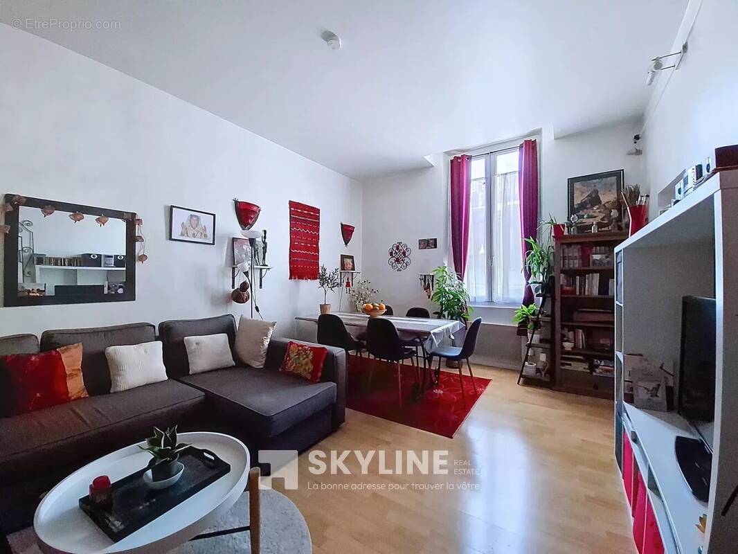 Appartement à MARSEILLE-6E
