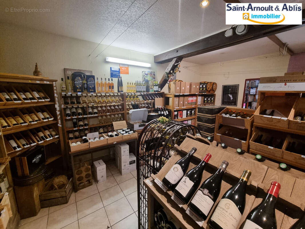 Autre à SAINT-ARNOULT-EN-YVELINES