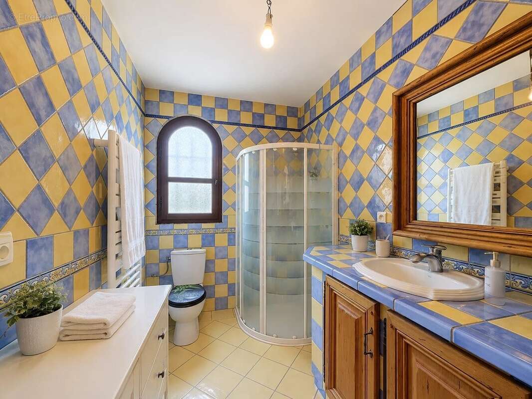 Maison 4 Pièces avec indépendance 3 Pièces et atelier de 100m2 - photo 23