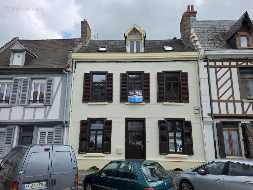 Maison à PICQUIGNY