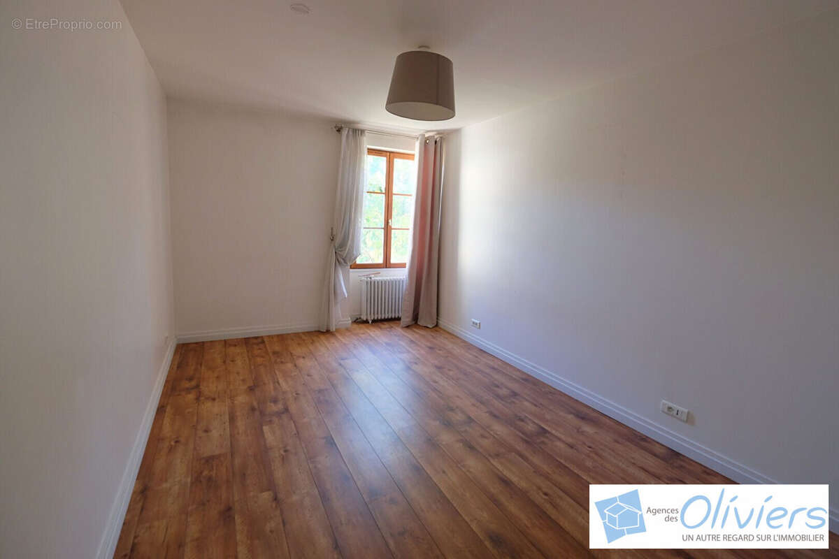 Appartement à CHEVREUSE