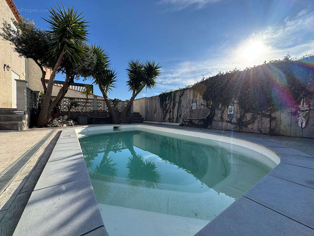 Maison à VILLELONGUE-DE-LA-SALANQUE