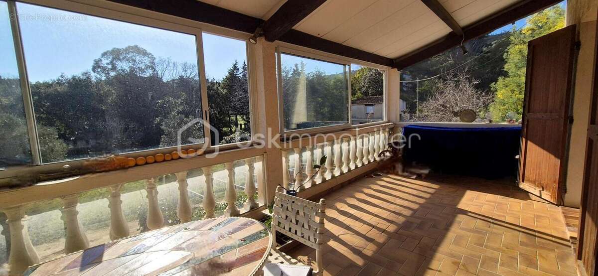 Appartement à BORMES-LES-MIMOSAS