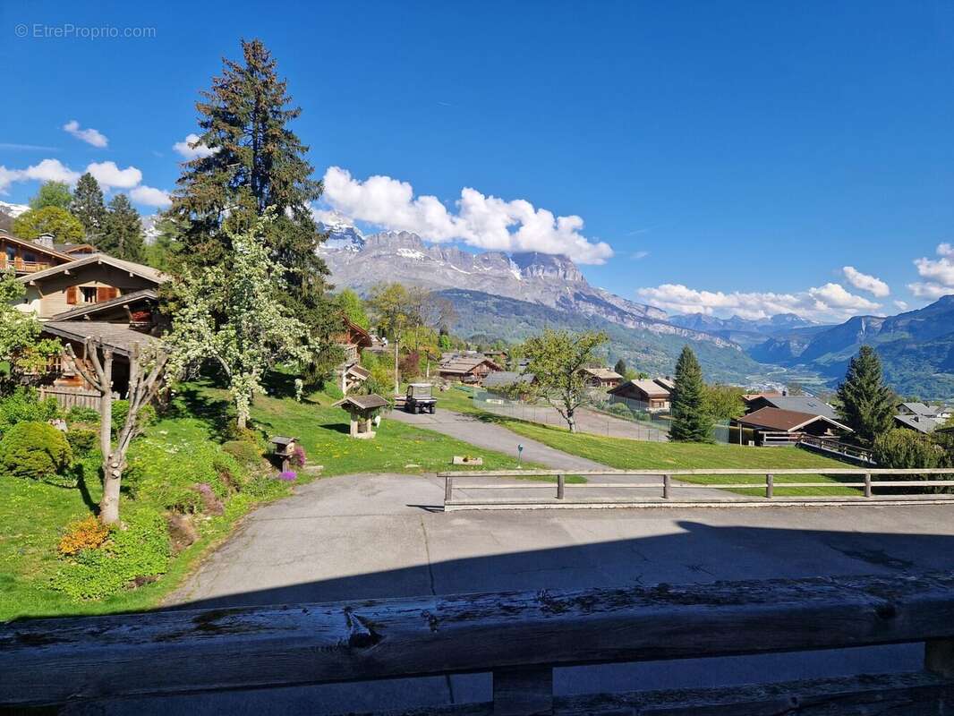 Appartement à COMBLOUX