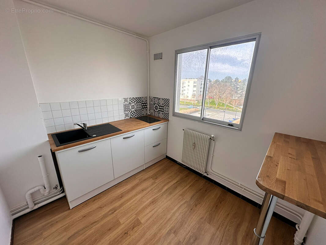 Appartement à HEROUVILLE-SAINT-CLAIR