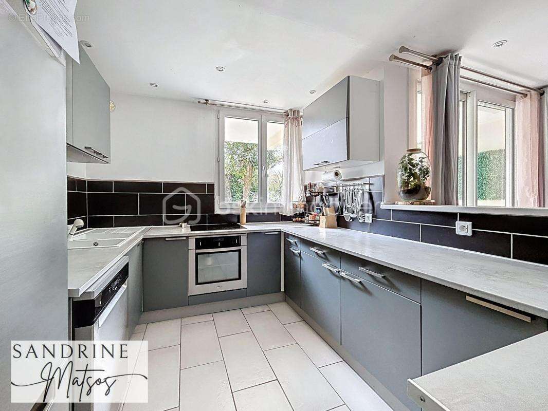 Appartement à CHARVIEU-CHAVAGNEUX