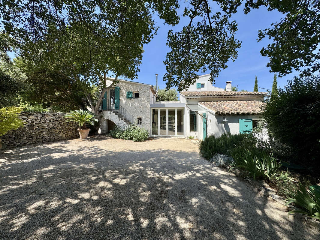 Maison à VILLES-SUR-AUZON