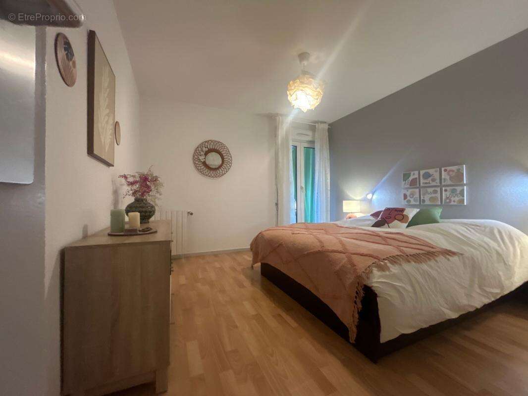 Appartement à NIMES