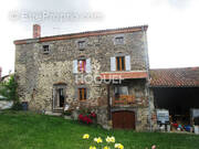 Maison à SAINT-GEORGES-D&#039;AURAC