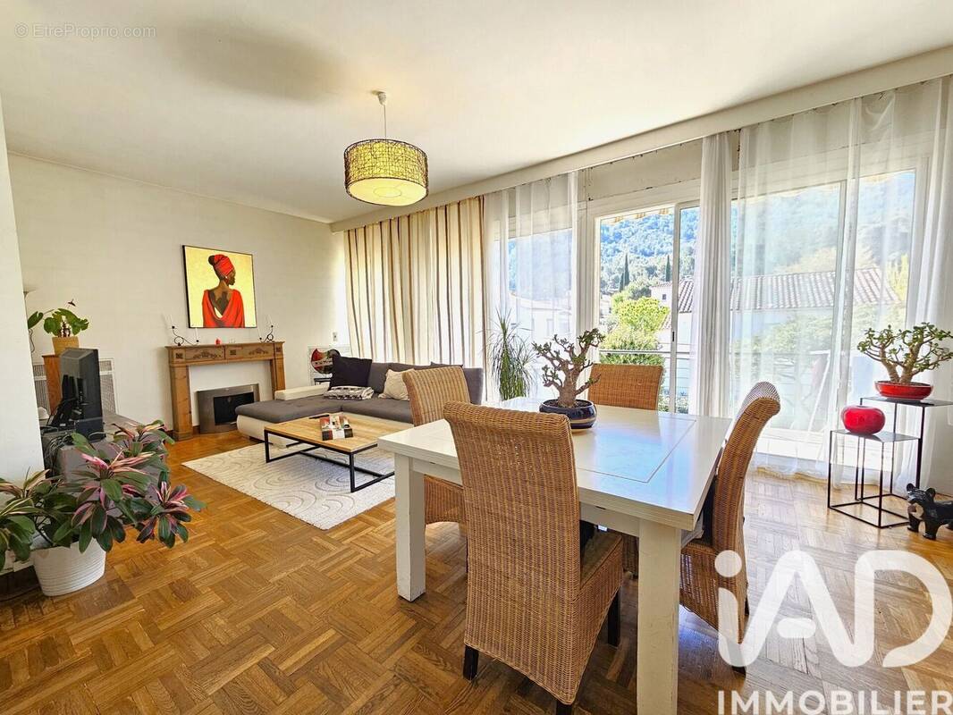 Photo 1 - Maison à LA PENNE-SUR-HUVEAUNE