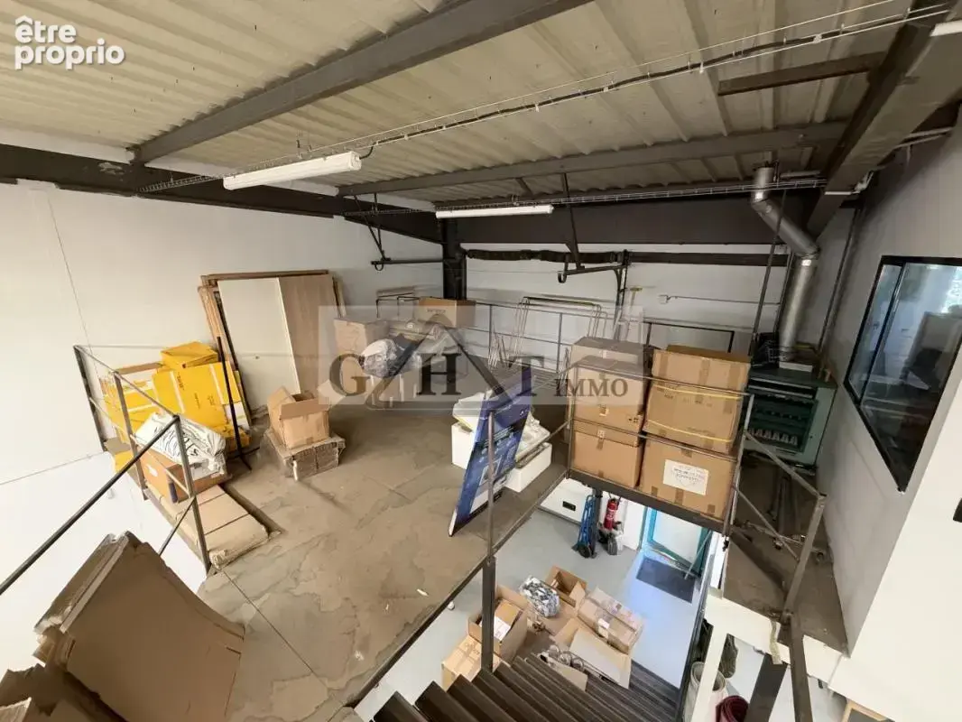 Local d'activité a vendre de 231m2 - photo 5