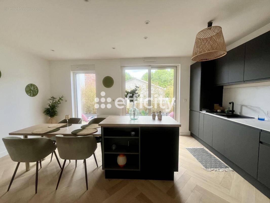 Maison à MARCQ-EN-BAROEUL